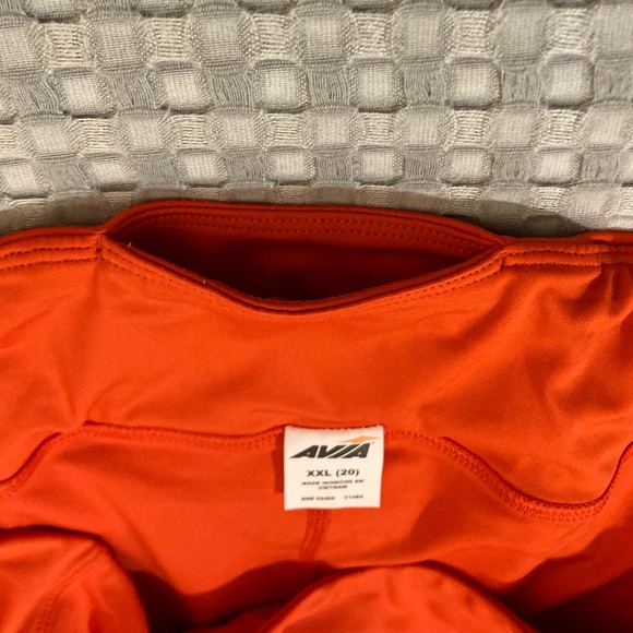 Avia bright red pullon skort - Picture 4 of 5